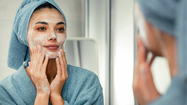 How to Treat Acne & Blemishes on Combination Skin