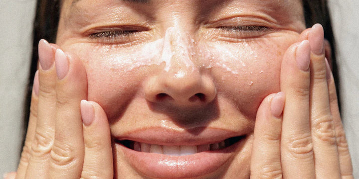 How To Balance Oil Production with the Right Moisturizer